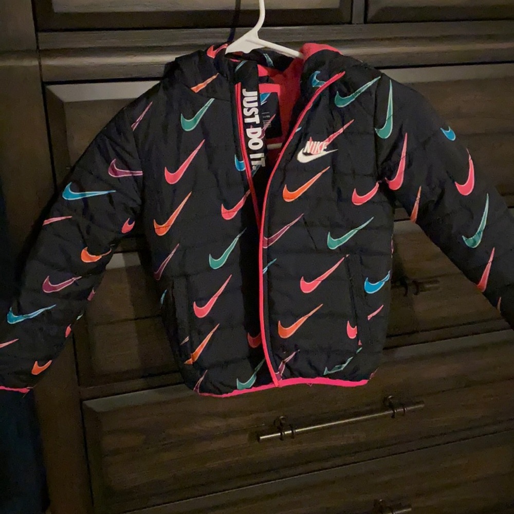 Nike toddlers puffer jacket